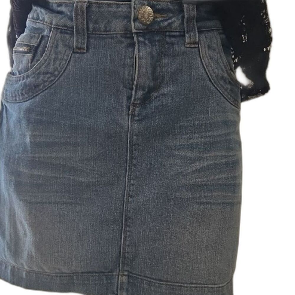 Blue Epic brand blue denim jeans in a women's size 8 [1514]